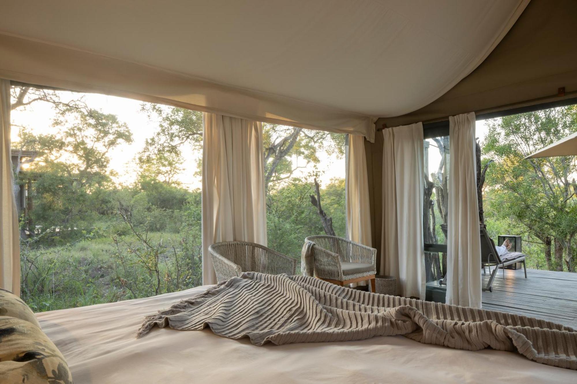 Simbavati River Lodge Заповедник Тимбавати Экстерьер фото