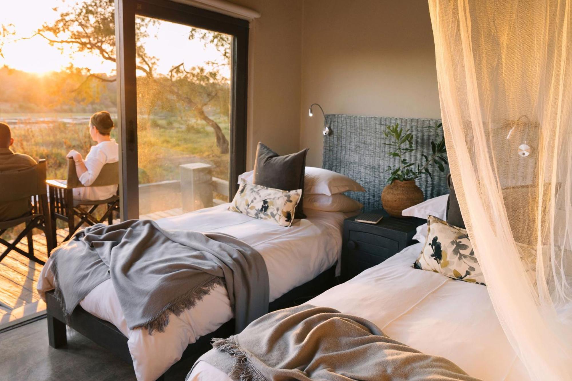 Simbavati River Lodge Заповедник Тимбавати Экстерьер фото